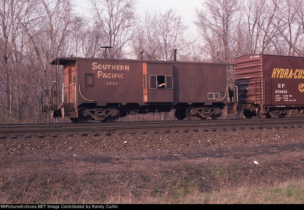 CR 6395 East with SP caboose